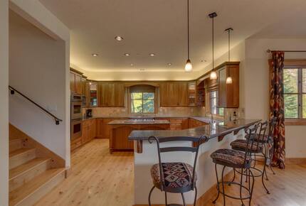 Olympic Valley Ski Property - Olympic Valley, California