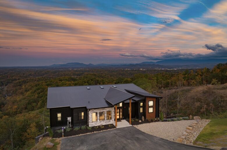Whiskey Ridge - Sevierville, Tennessee