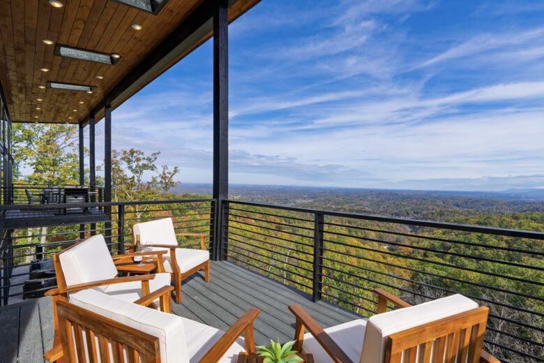 Whiskey Ridge - Sevierville, Tennessee
