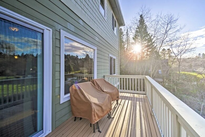 Deer Springs Retreat - Port Angeles, Washington
