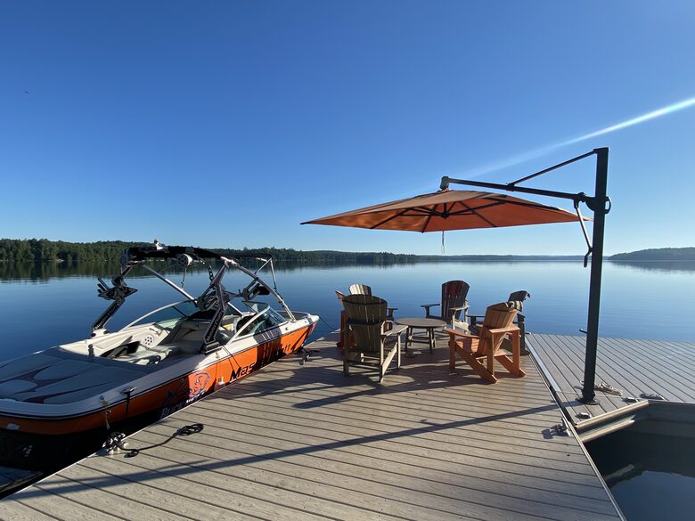 Kennisis Lake Cottage - Haliburton, Canada