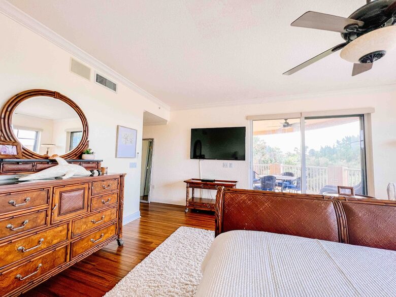 Luxurious 4 bedroom condo at Minorca - New Smyrna Beach, Florida