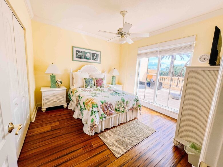 Luxurious 4 bedroom condo at Minorca - New Smyrna Beach, Florida