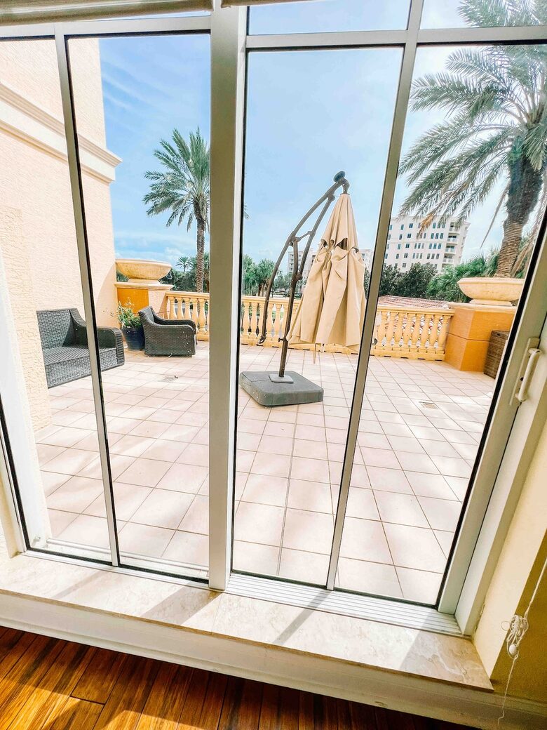 Luxurious 4 bedroom condo at Minorca - New Smyrna Beach, Florida