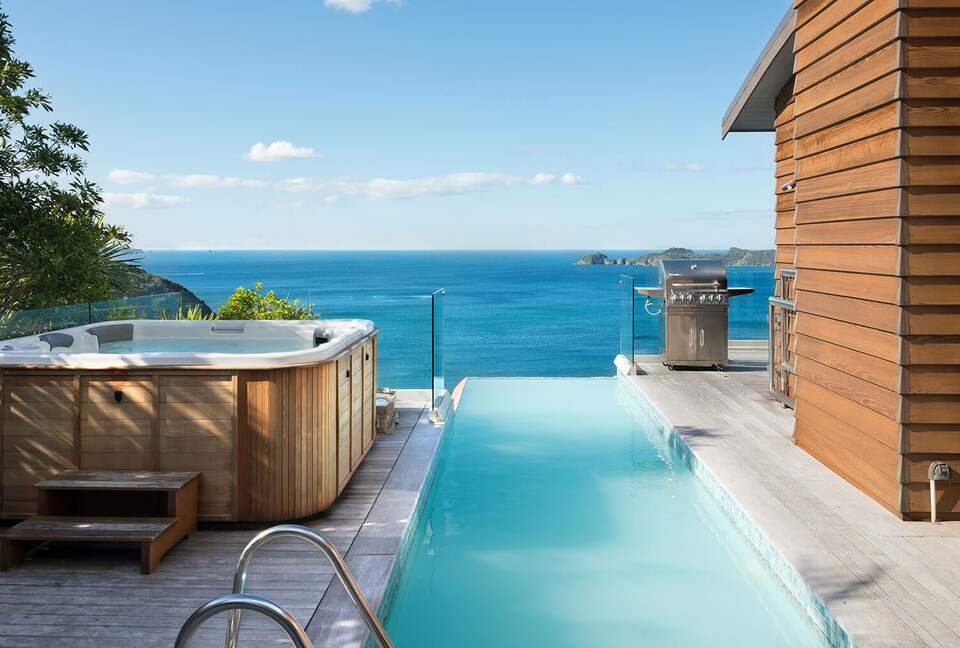 The House | Cloud 9 - Russell, New Zealand