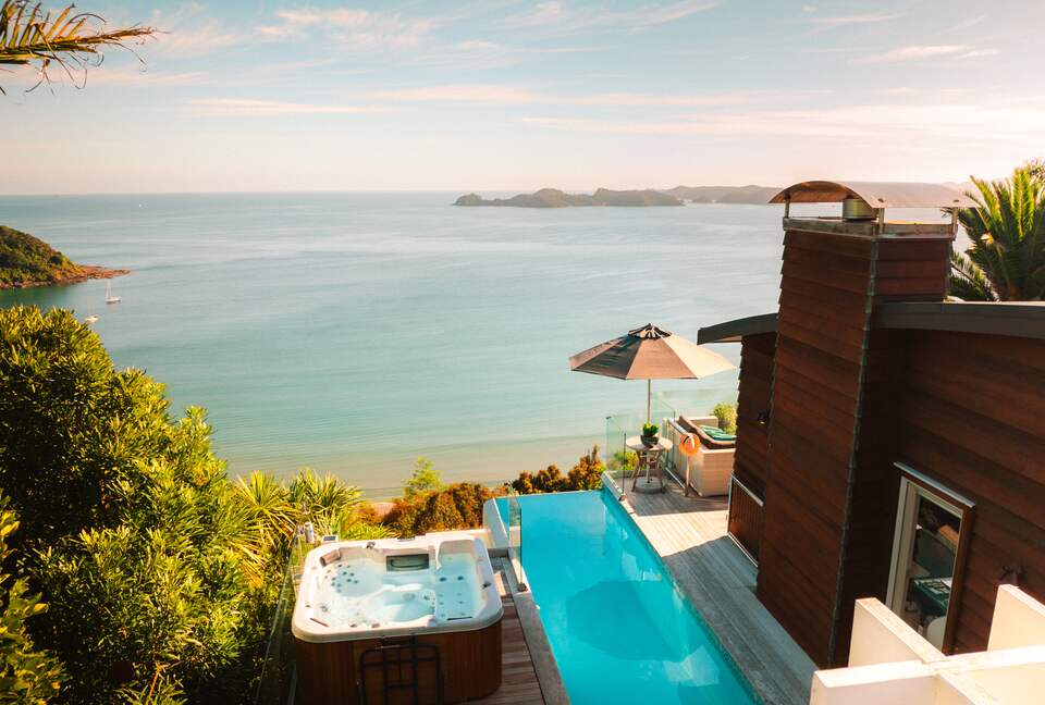 The House | Cloud 9 - Russell, New Zealand