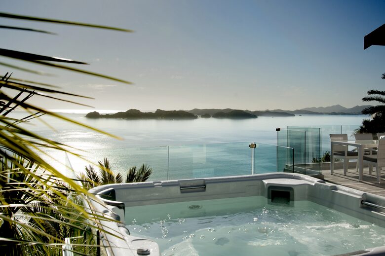 The House | Cloud 9 - Russell, New Zealand