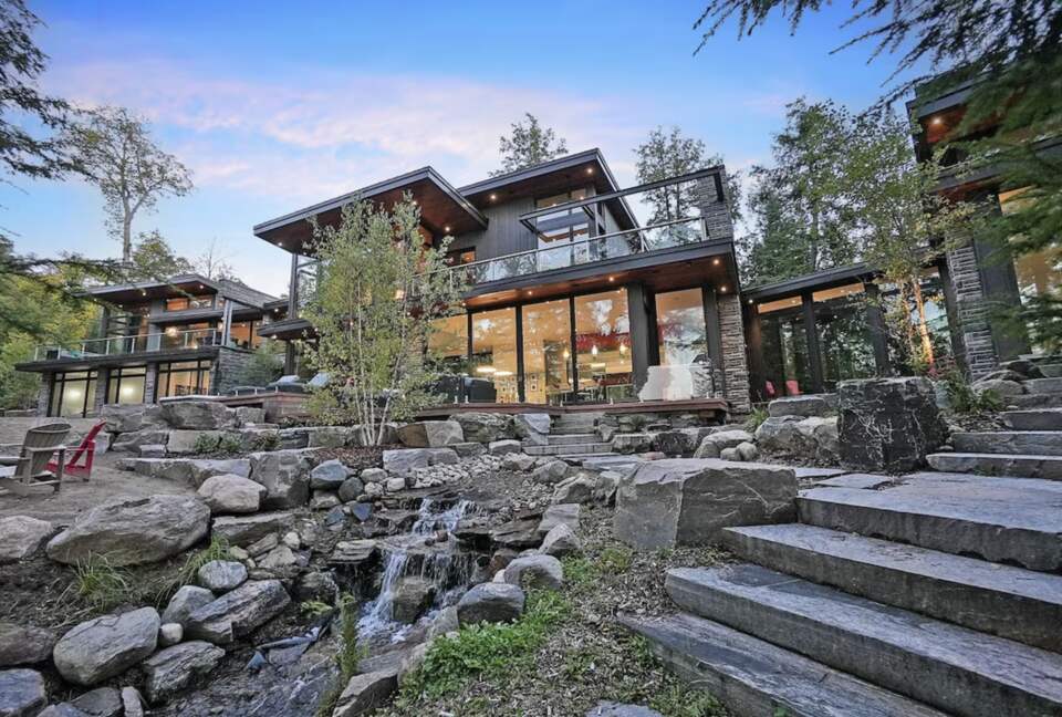 Kennisis Lake Cottage - Haliburton, Canada