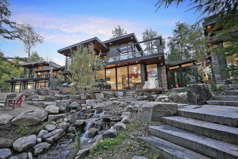 Kennisis Lake Cottage - Haliburton, Canada