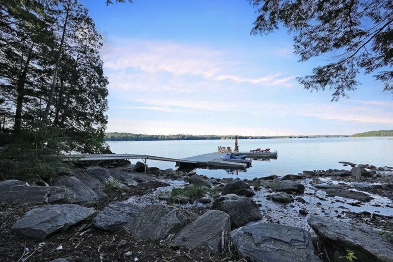 Kennisis Lake Cottage - Haliburton, Canada