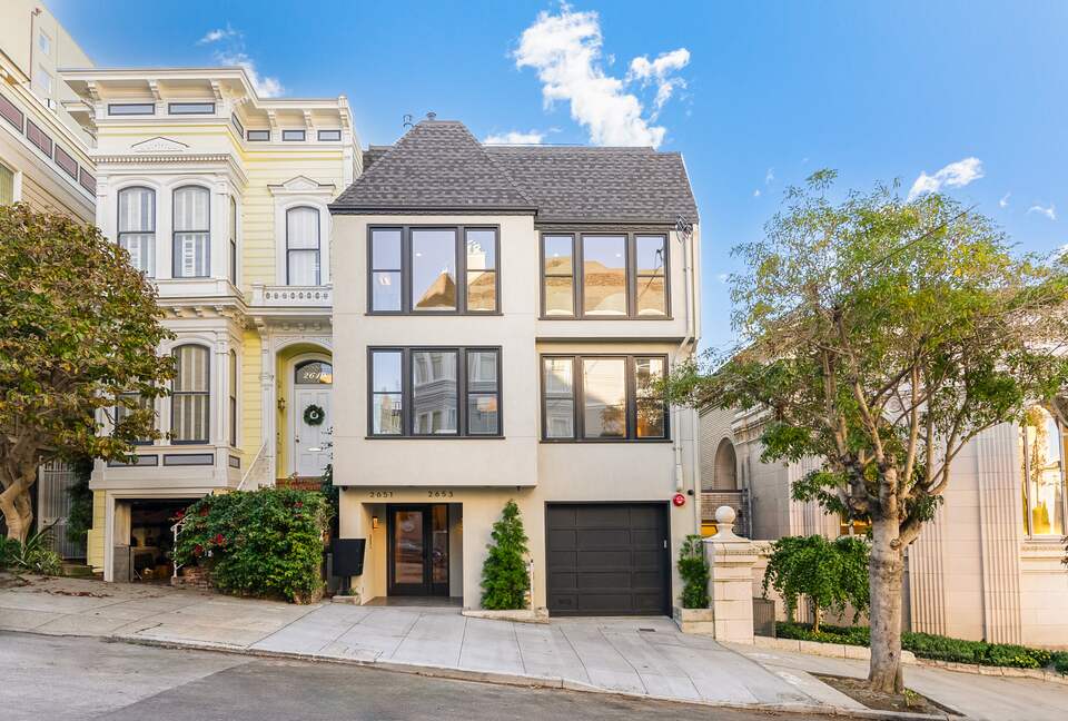 Luxury San Francisco Pacific Heights Home - San Francisco, California