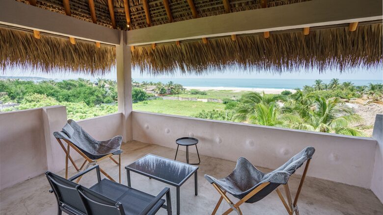 Private Roof Deck
