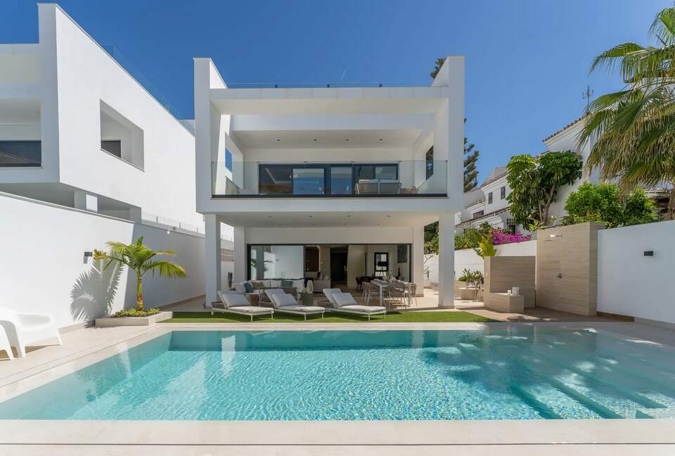 Villa Cristina - Nerja, Spain