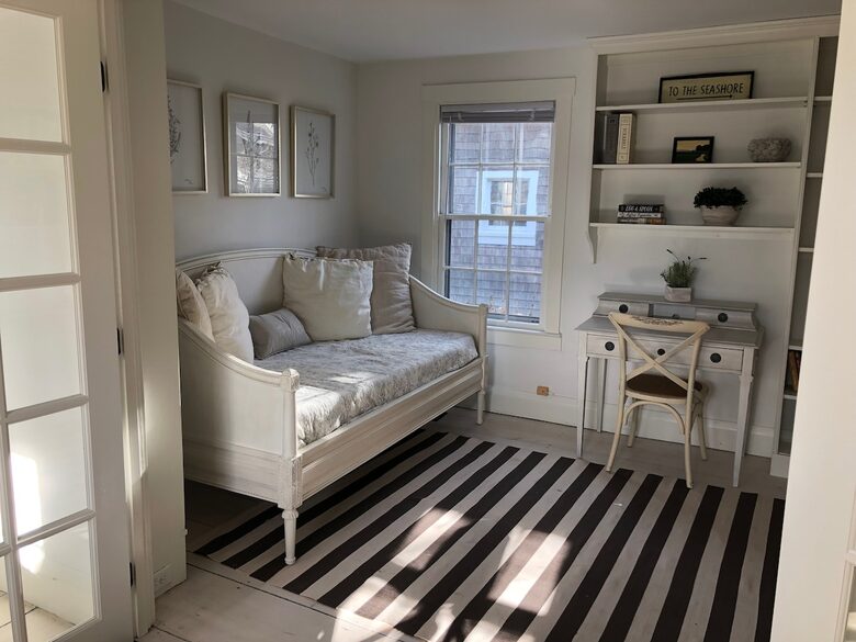 Classic Nantucket Retreat Near Historic Downtown - Nantucket, Massachusetts