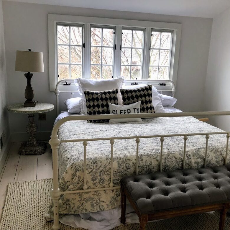 Classic Nantucket Retreat Near Historic Downtown - Nantucket, Massachusetts