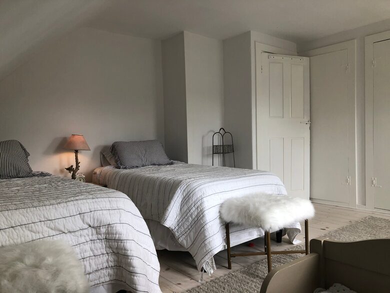 Classic Nantucket Retreat Near Historic Downtown - Nantucket, Massachusetts
