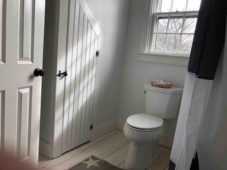 Classic Nantucket Retreat Near Historic Downtown - Nantucket, Massachusetts