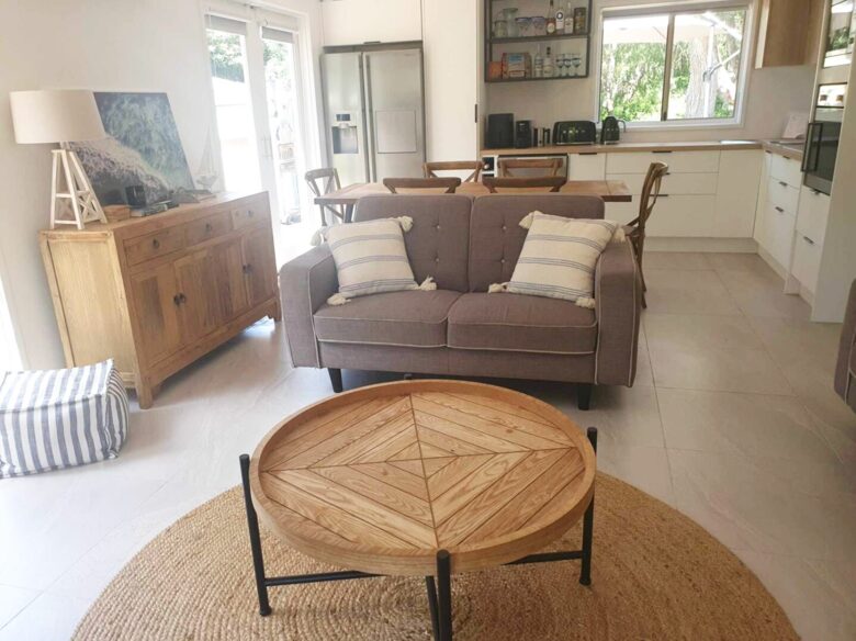 90 Mile Beach Luxury Escape - The Honeysuckles, Australia
