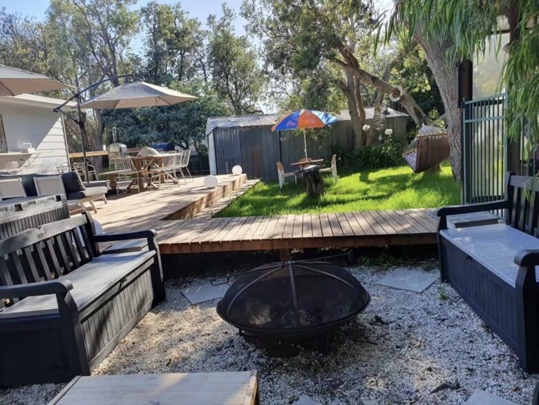 90 Mile Beach Luxury Escape - The Honeysuckles, Australia