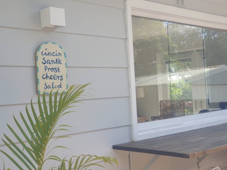 90 Mile Beach Luxury Escape - The Honeysuckles, Australia