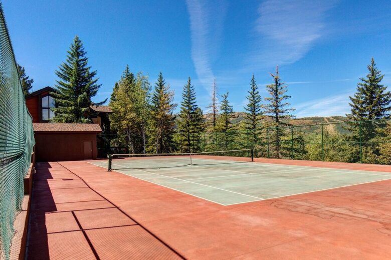 Deer Valley Luxury Ski-Out | Silver Lake Village - Park City, Utah