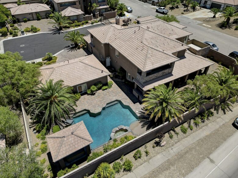 Las Vegas Mini Castle #2 (The Gambler) - Las Vegas, Nevada
