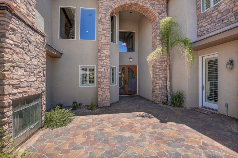Las Vegas Mini Castle #3 (Full House) - Las Vegas, Nevada