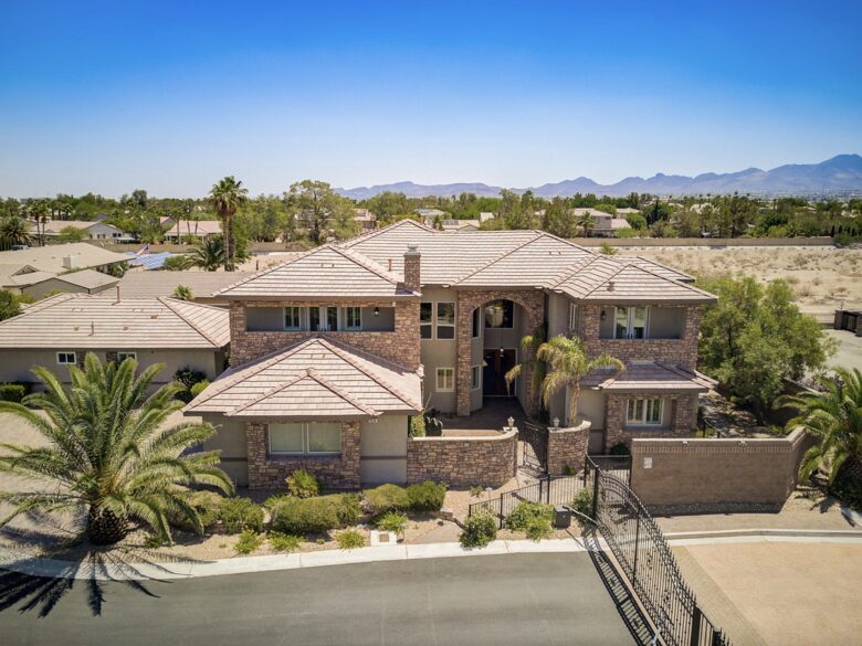 Las Vegas Mini Castle #3 (Full House) - Las Vegas, Nevada