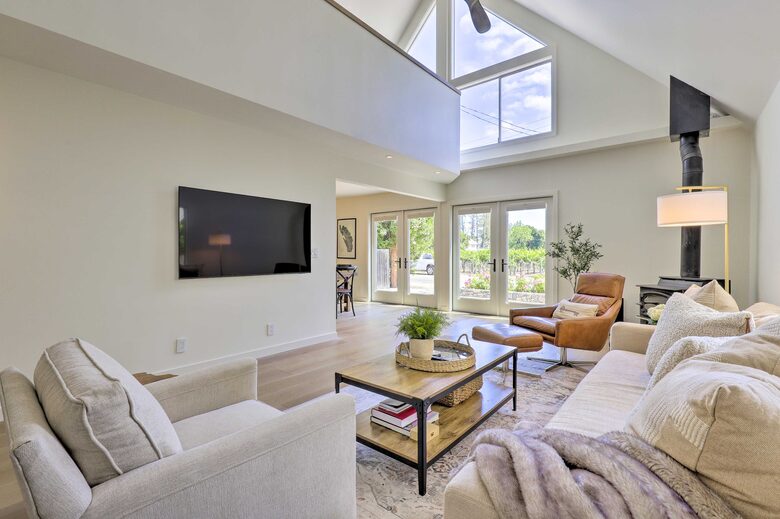 Napa Valley Haven with Vineyard Views - Napa, California