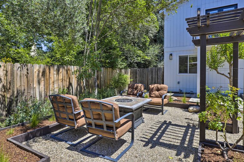 Napa Valley Haven with Vineyard Views - Napa, California