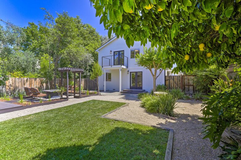 Napa Valley Haven with Vineyard Views - Napa, California