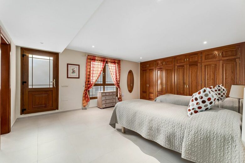 Villa Barvikha - Benahavís, Spain