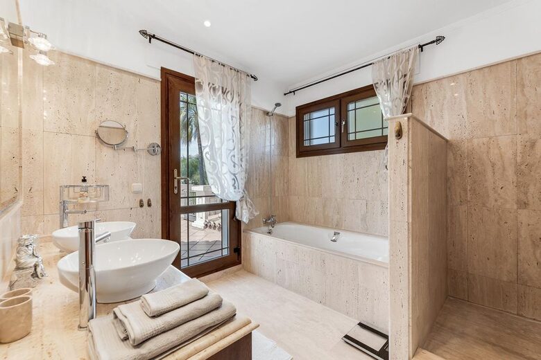 Villa Barvikha - Benahavís, Spain