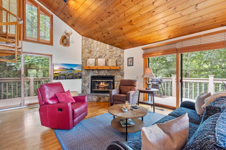 Sapphire Hideaway | Backyard Waterfall located on the Horsepasture River - Sapphire, North Carolina