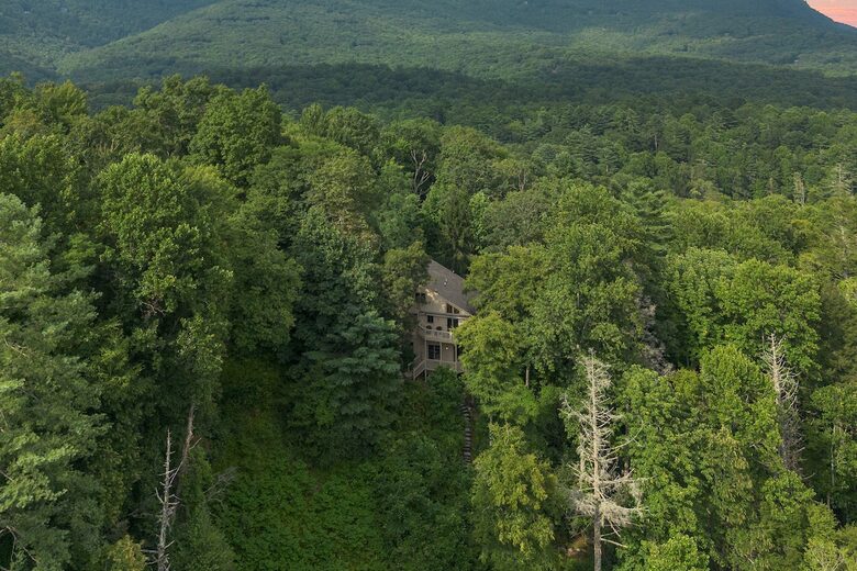 Sapphire Hideaway | Backyard Waterfall located on the Horsepasture River - Sapphire, North Carolina