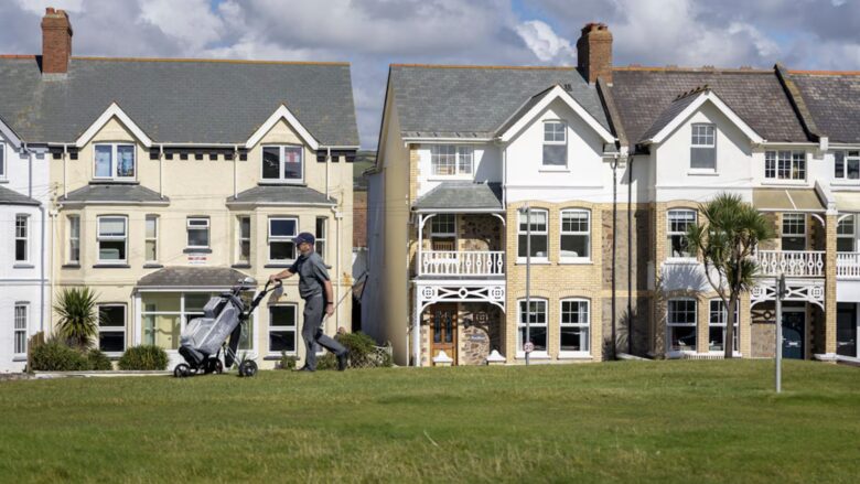 Foreshore | Large Golf and Family Home - Bude, United Kingdom