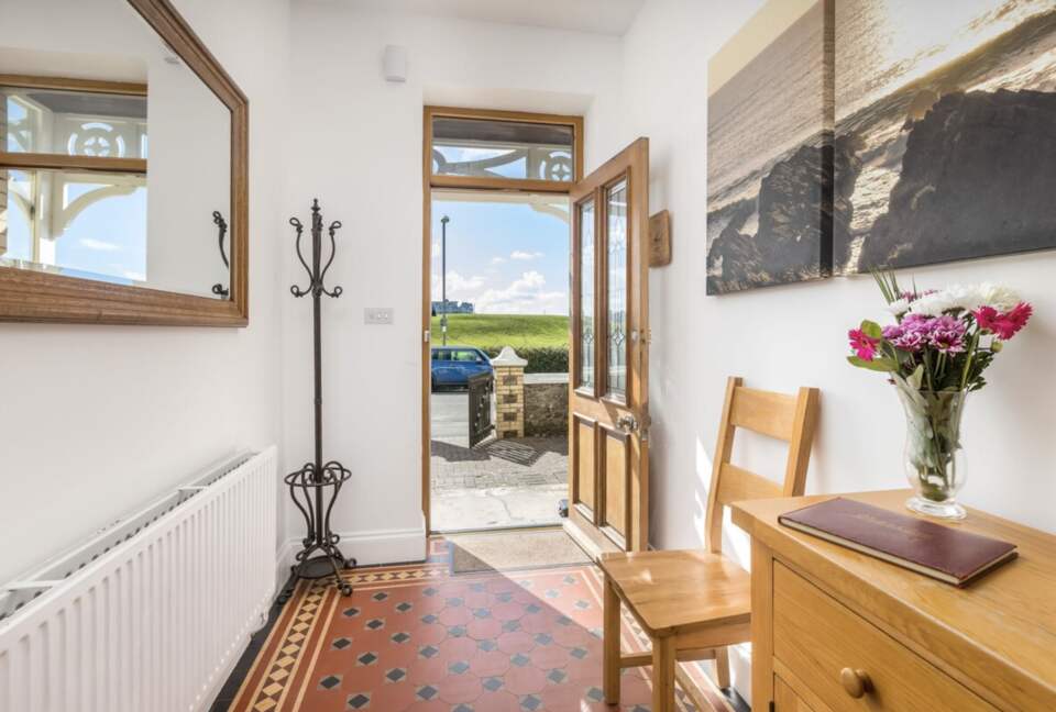 Foreshore | Large Golf and Family Home - Bude, United Kingdom