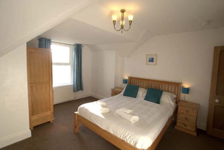 Foreshore | Large Golf and Family Home - Bude, United Kingdom