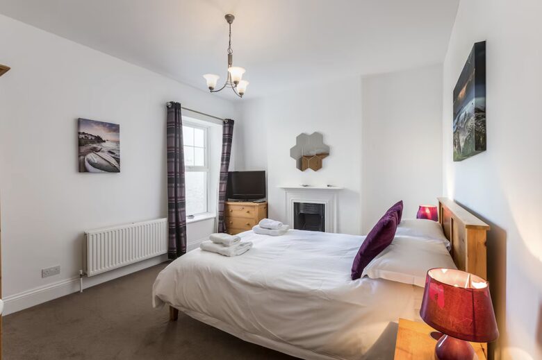 Foreshore | Large Golf and Family Home - Bude, United Kingdom
