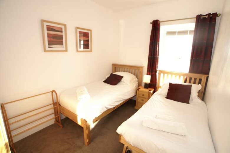 Foreshore | Large Golf and Family Home - Bude, United Kingdom
