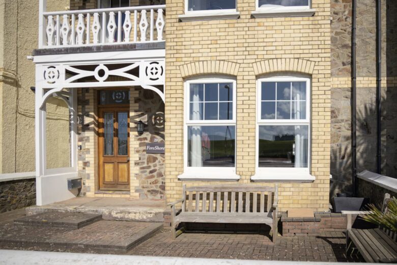 Foreshore | Large Golf and Family Home - Bude, United Kingdom