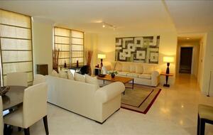 Miami Beach Yacht Club Penthouse - Miami Beach, Florida