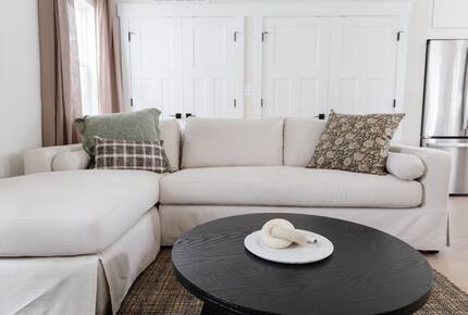 Luxury Fountain Square Cottage | Steps to downtown - Indianapolis, Indiana