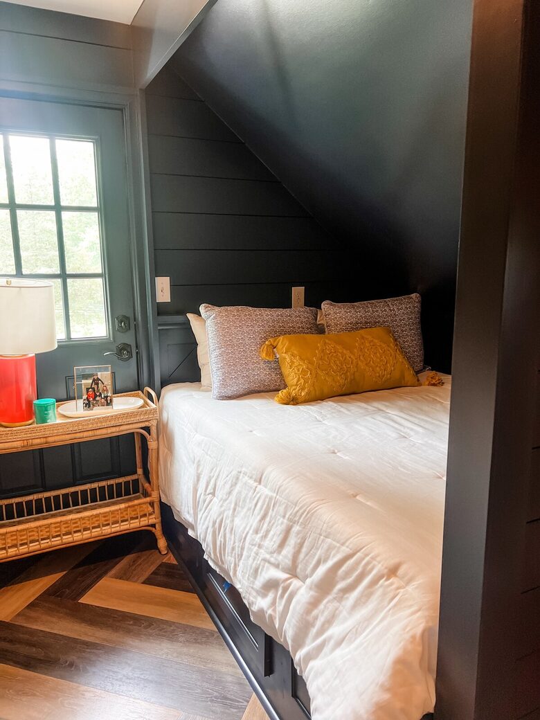 The Boathouse | A Peaceful Paradise - Goshen, Kentucky