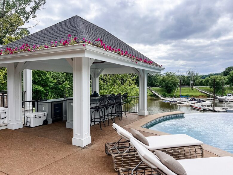 The Boathouse | A Peaceful Paradise - Goshen, Kentucky