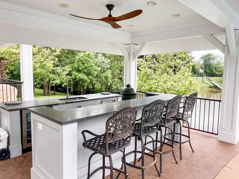 The Boathouse | A Peaceful Paradise - Goshen, Kentucky