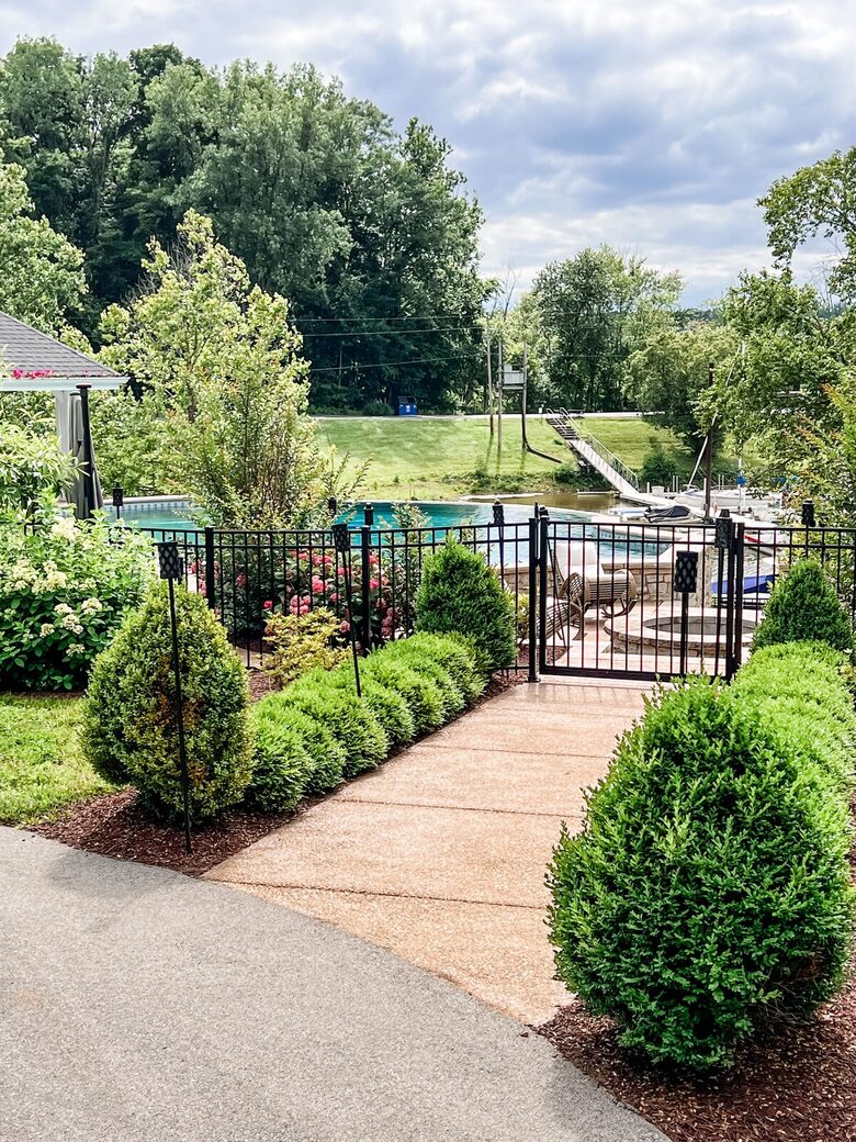 The Boathouse | A Peaceful Paradise - Goshen, Kentucky