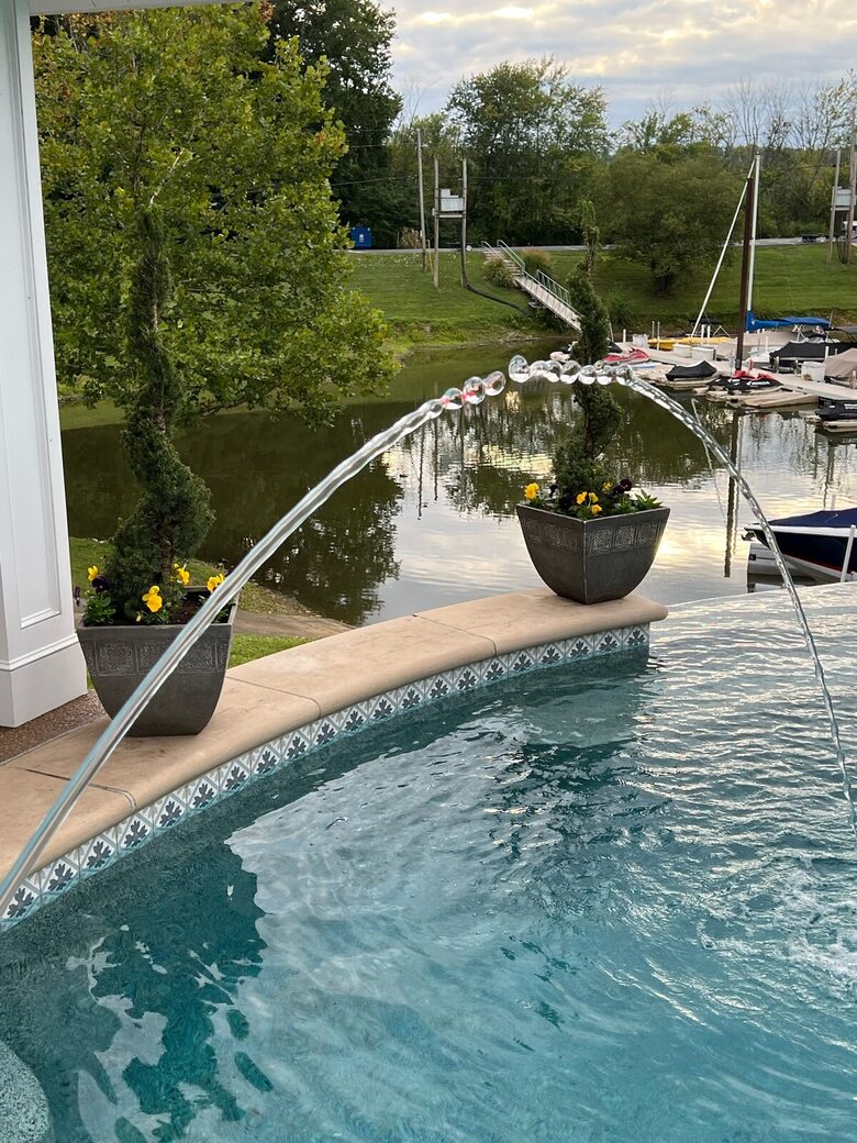 The Boathouse | A Peaceful Paradise - Goshen, Kentucky