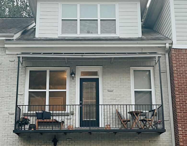 Modern Townhome with Community Pool | 20 minutes from Downtown - Norcross, Georgia