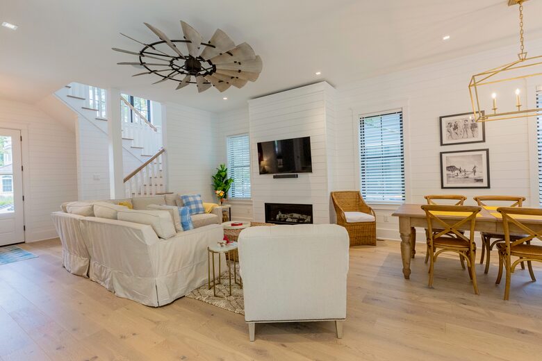 Rehoboth Beach Home 5 Minute Walk from the Ocean - Rehoboth Beach, Delaware